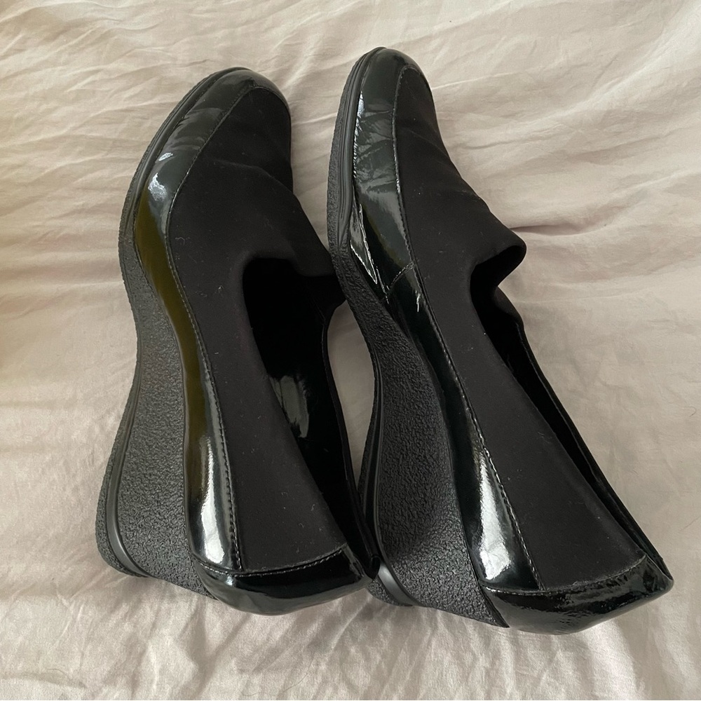 Size 10 Circa Joan&David black heels